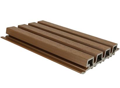 Gevelbekleding castellation PRO35 | 3,3 x 21,5 x 390 cm | Teak.