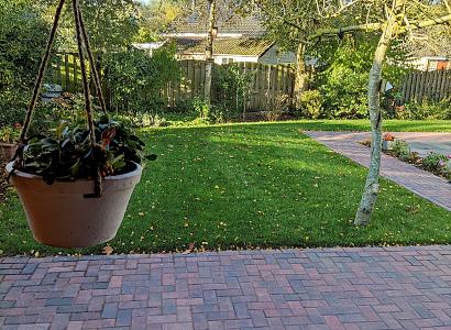 Betonstraatsteen 6 cm rood/zwart komo