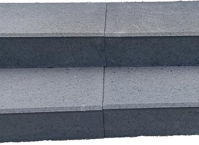 Traptrede 60x30x15 cm indus black kleurecht met facet